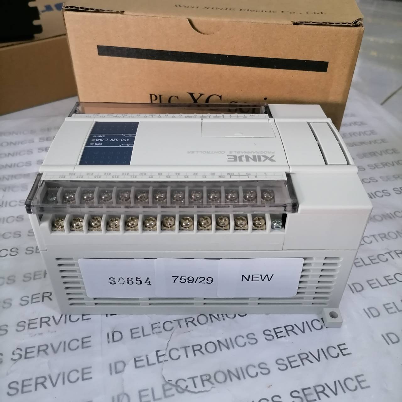 PLC " XINJE " MODEL : XC3-32R-E