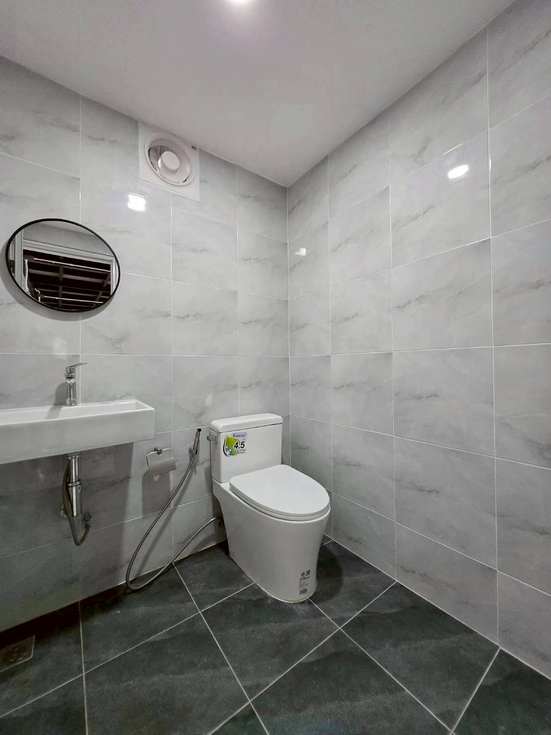 ให้เช่าโกดัง ซอยอ่อนนุช 39 พื้นที่สวย พร้อมทำธุรกิจ ใกล้ BTS ศรีนุช (N.1869)