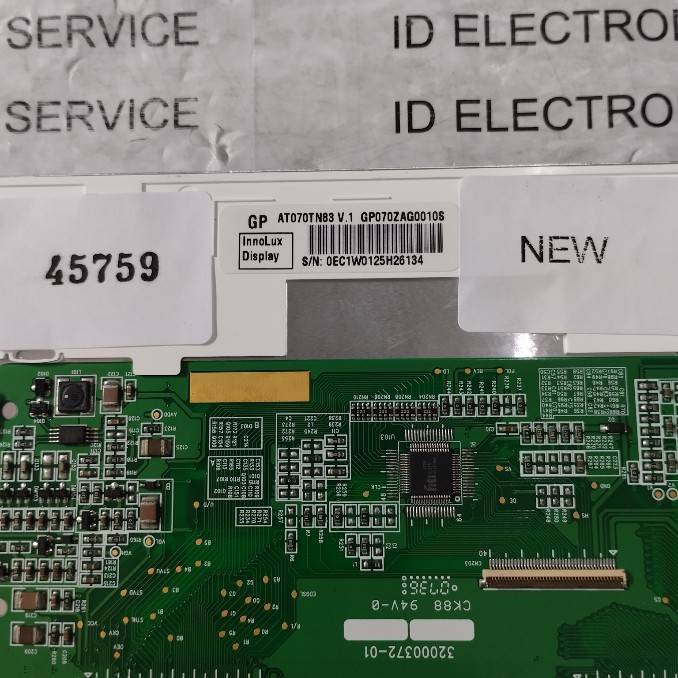 LCD PANEL " INNOLUX " MODEL : AT070TN83 V.1