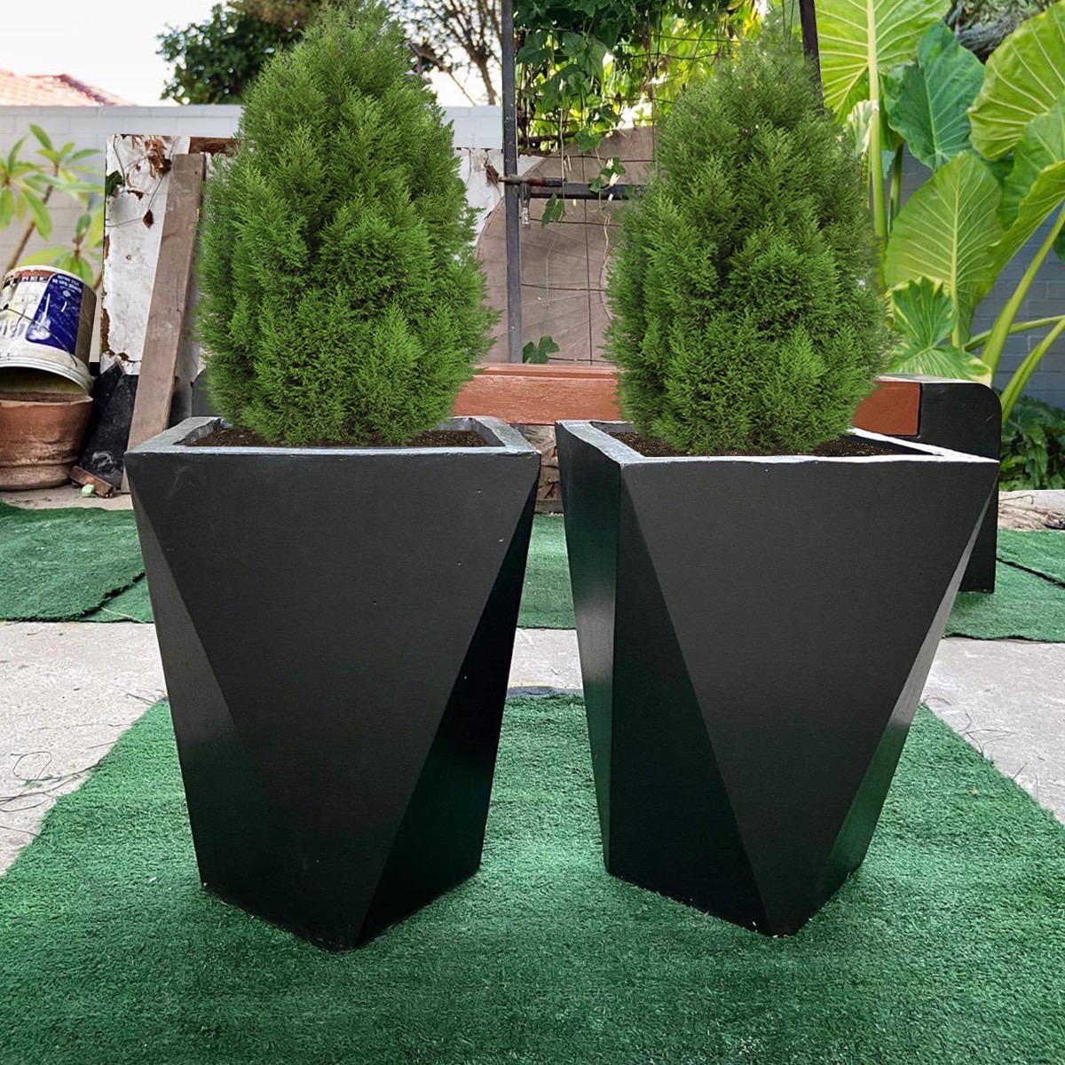 ม้านั่งสนาม เก้าอี้สนาม เก้าอี้คอนกรีต ม้านั่งสนามในสวนพร้อมกระถางสวยๆ รุ่น Montridesign 03 Combo Set