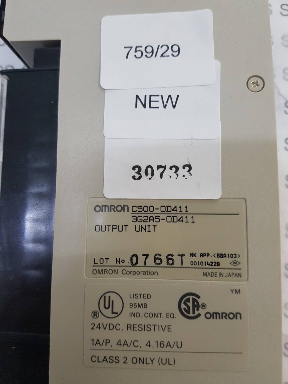 PLC " OMRON " MODEL : C500-OD411