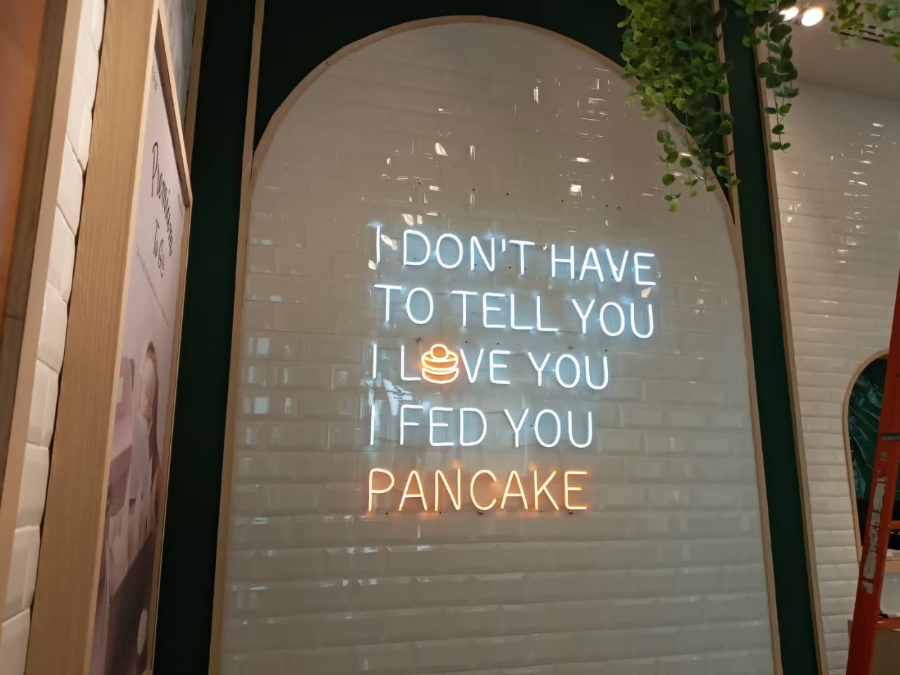 #ป้ายนีออนดัดหลอดแก้ววินเทจ