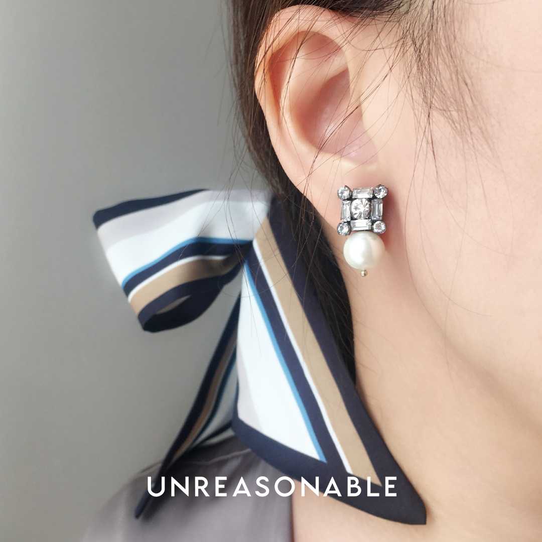 ต่างหูมุก น้ำหนักเบา สวยใส่สบาย UA0742-01 Unreasonable Accessories