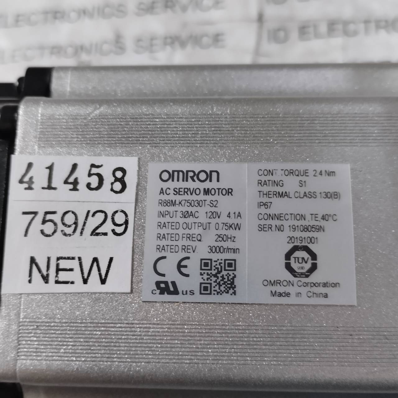 SERVO MOTOR "OMRON" รุ่น R88M-K75030T-S2