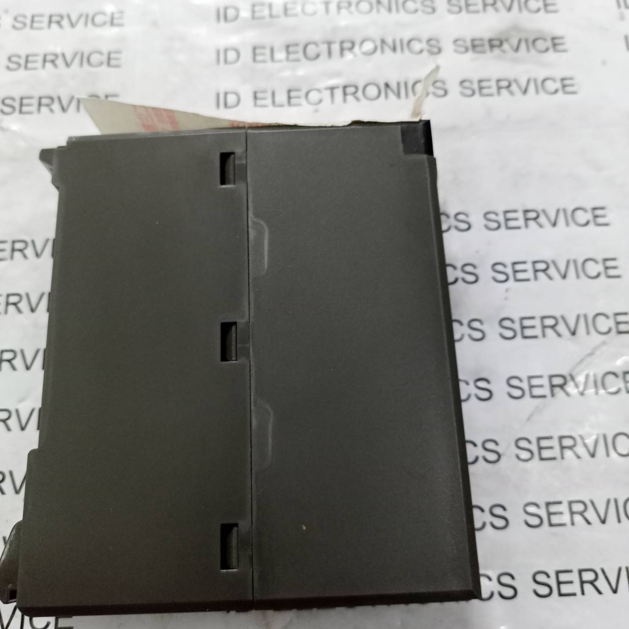 PLC " FUJI " MODEL : NP1L-TL1