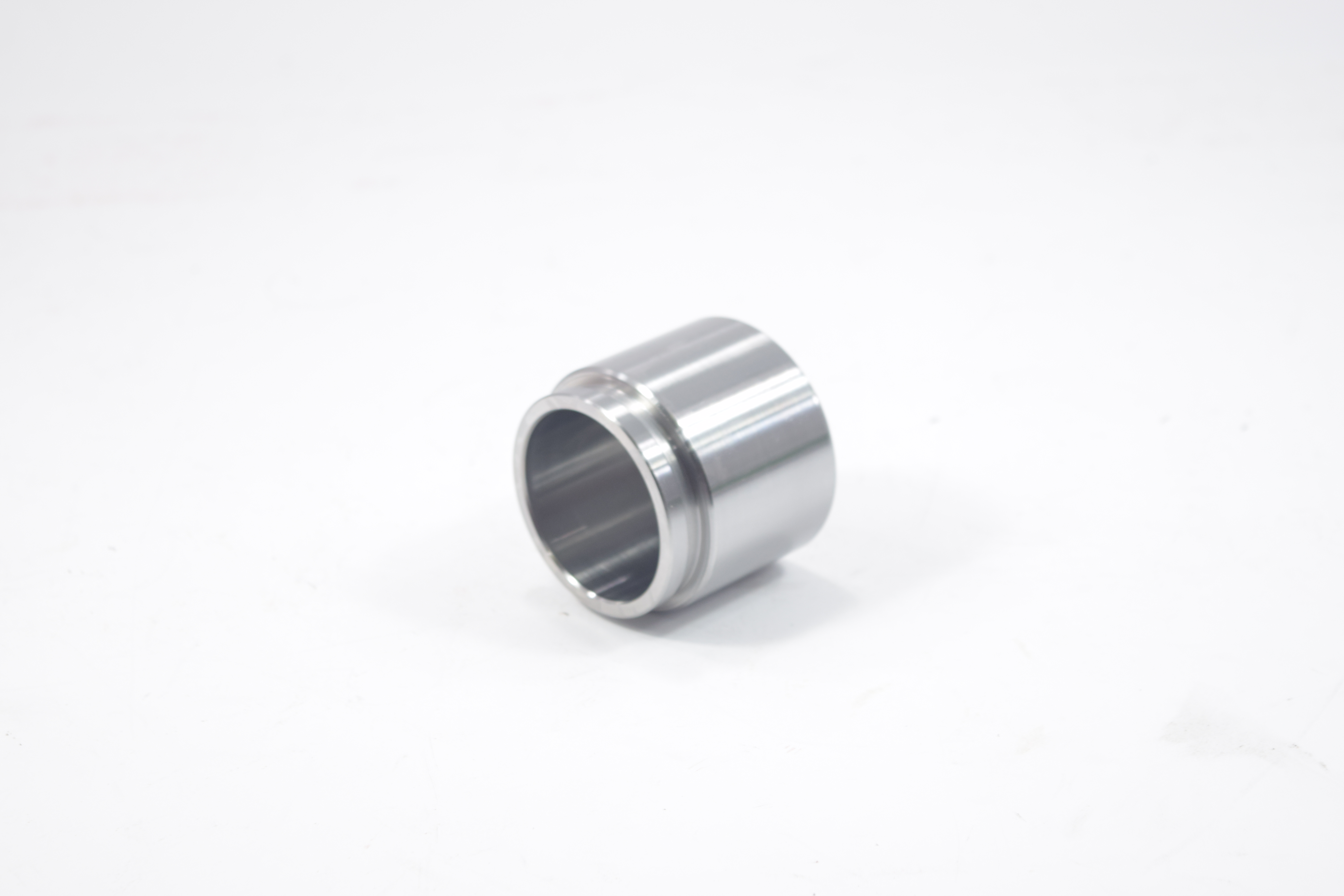 ลูกสูบดิสเบรค TOYOTA ST190 / ST191 / โตโยต้า / 3PD-2990 / 47731 - 20190 / ขนาด วงนอก 57.20 / สูง 49.10 (จำนวน 1 ชิ้น) (CALIPER PISTON)