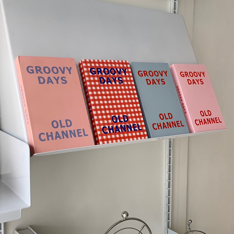 [พร้อมส่ง] Jnihouse : สมุด GROOVY DAYS สมุดพร็อพ สมุดตั้งโชว์