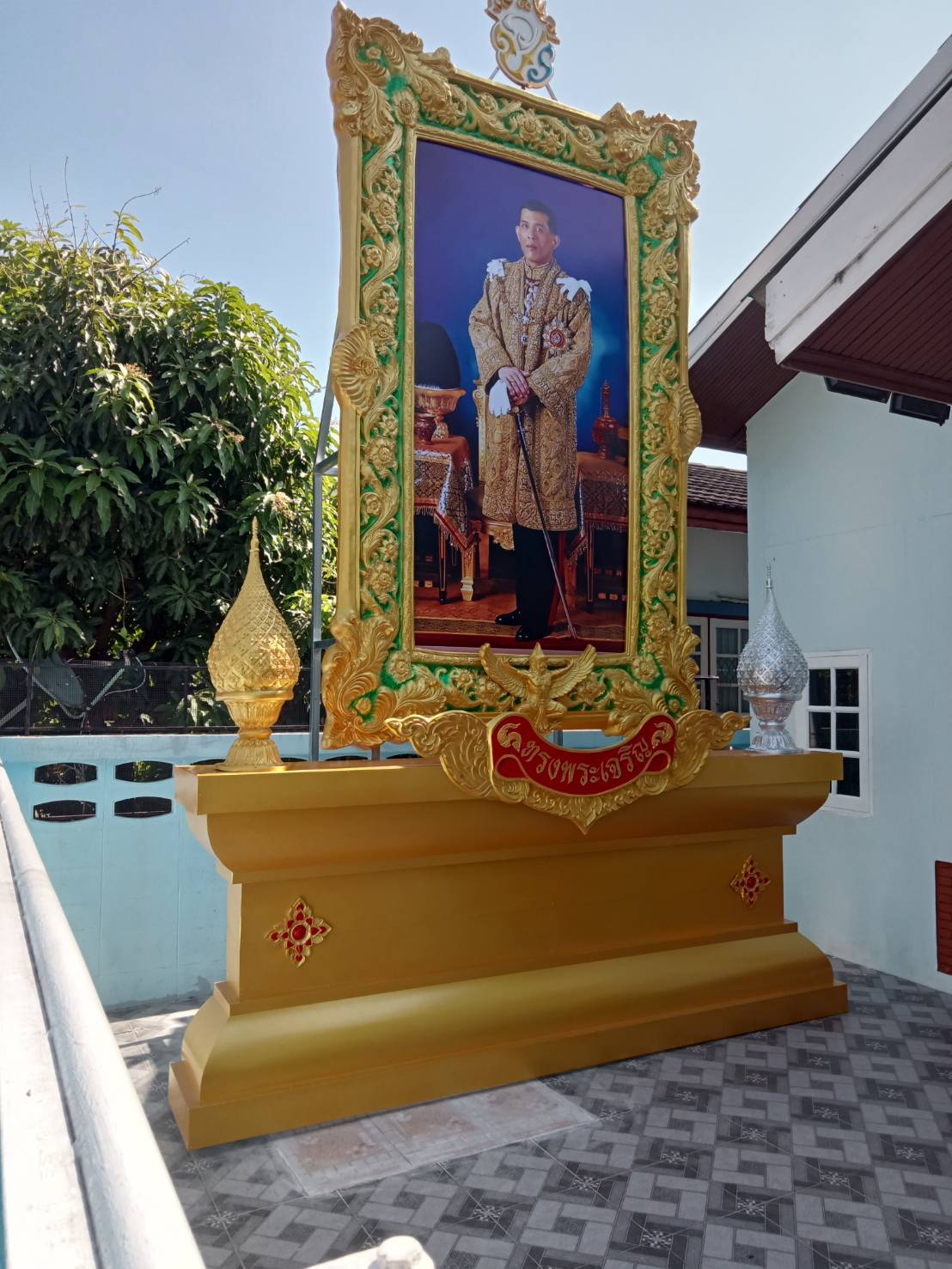 รับทำซุ้มเฉลิมพระเกียรติ พานพุ่ม สันทราย