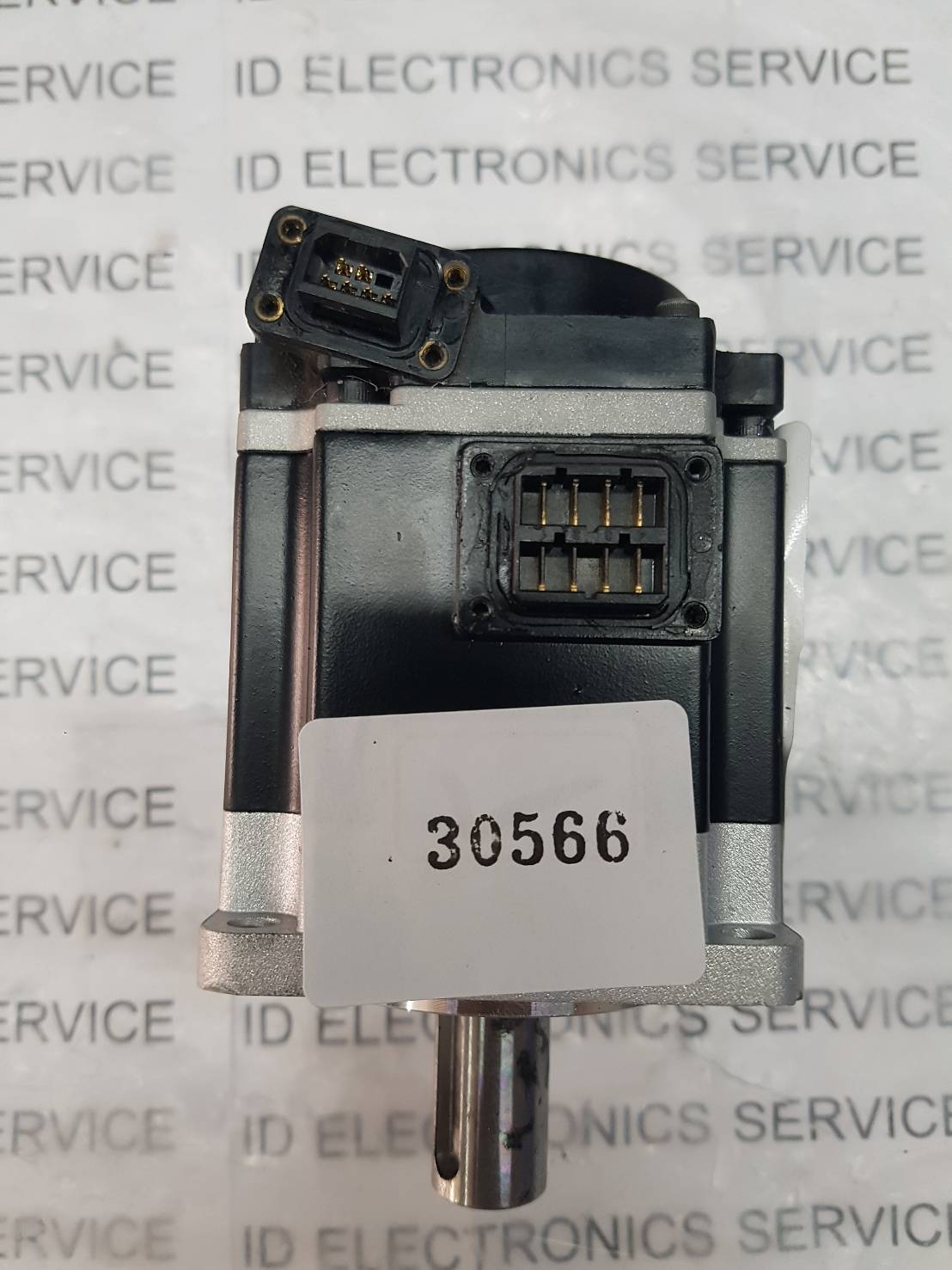 SERVO MOTOR " SANYO DENKI " MODEL : R2AA06020FXPGY