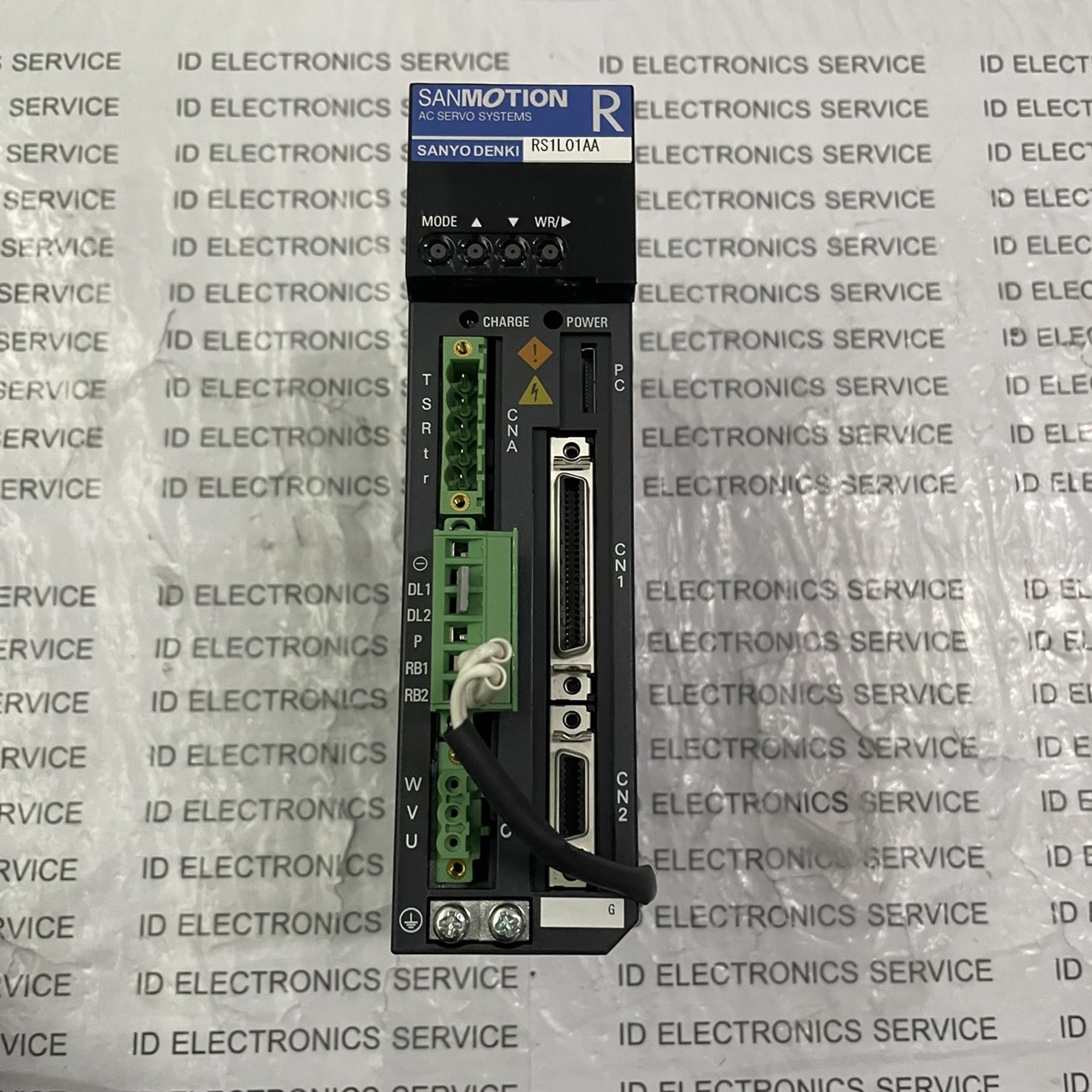 SERVO DRIVE " SANYO DENKI " MODEL : RS1L01AA