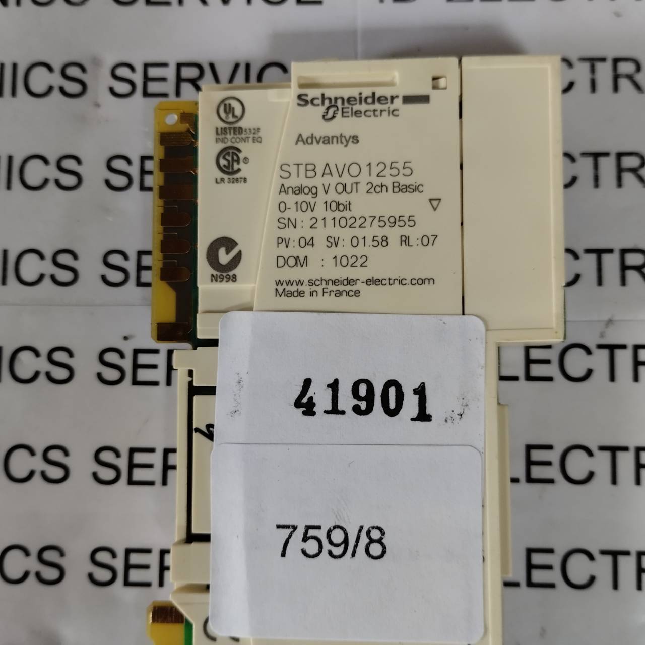 PLC " SCHNEIDER " MODEL : STBAVO1255