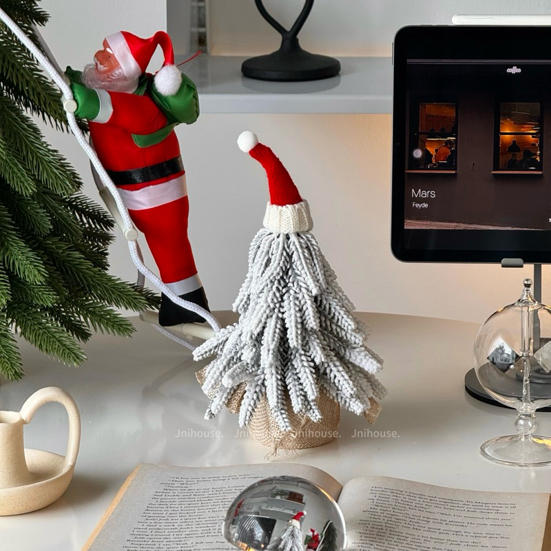 [พร้อมส่ง] Jnihouse : ต้นคริสต์มาสหิมะขาวหมวกแดง (White Wonder)