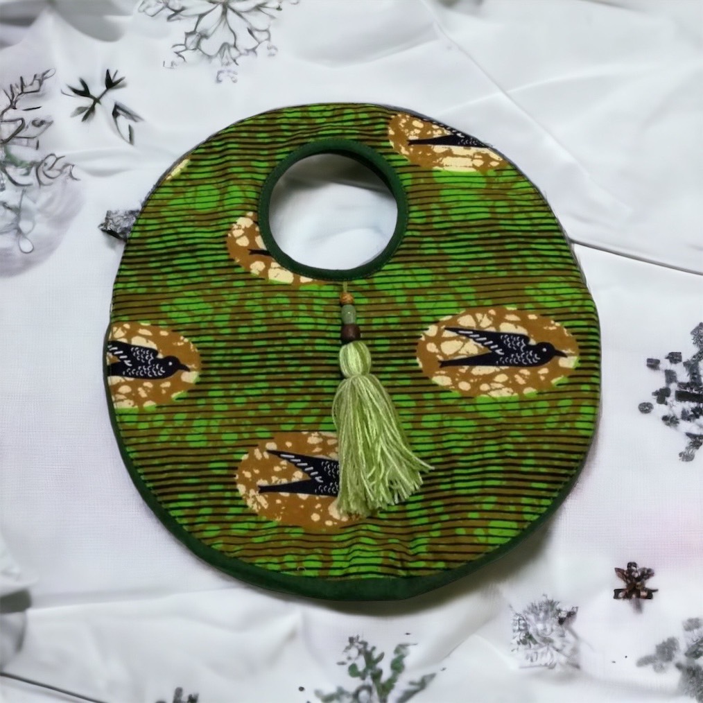 กระเป๋าหิ้ว ทรงกลม ผลิตจากผ้าคอตตอน African print bags Boho bag