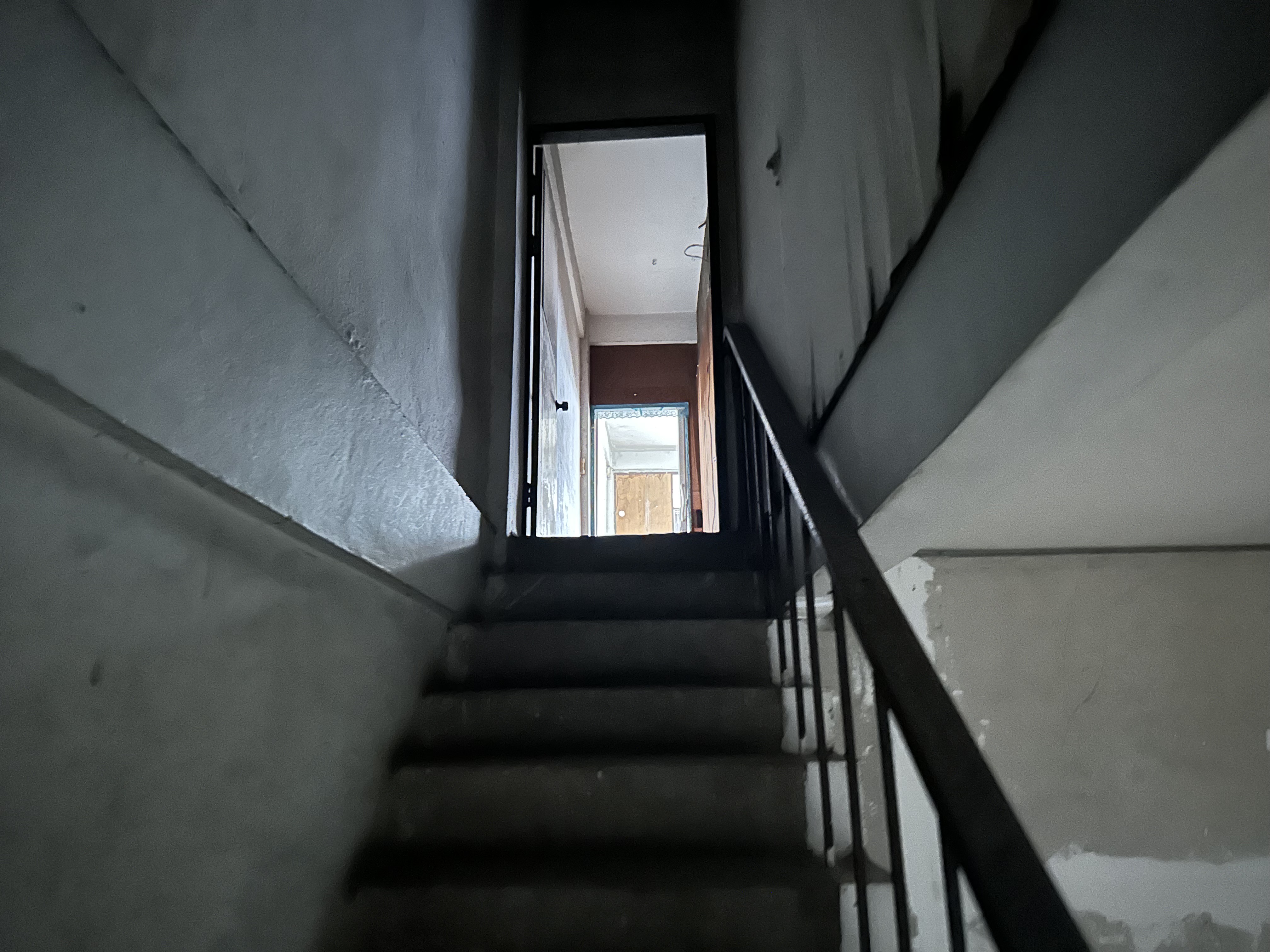 ขายอาคารพาณิชย์ 3 ชั้น ถ.ลาดพร้าว 62 หมู่บ้านตะวันรุ่ง ขนาด 15 ตรว. เหมาะสำหรับทำการค้า,สำนักงาน และพักอาศัย