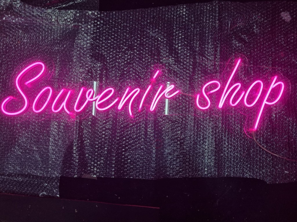 ไฟดัดนีออนเฟล็ก Souvenin shop