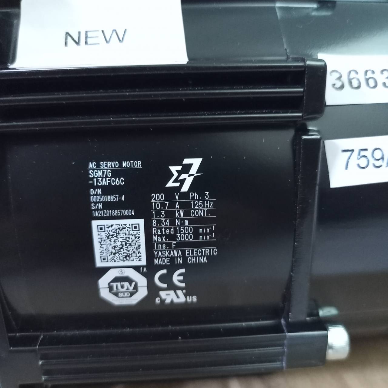 จำหน่าย SGM7G-13AFC6C SERVO MOTOR "YASKAWA"