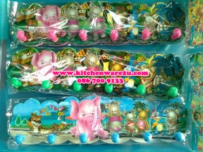 P02606 ขอแขวน 6 ขอ ลายการ์ตูน ราคาต่อโหล (คลิ๊กที่สินค้าเพื่อดูรายละเอียด)