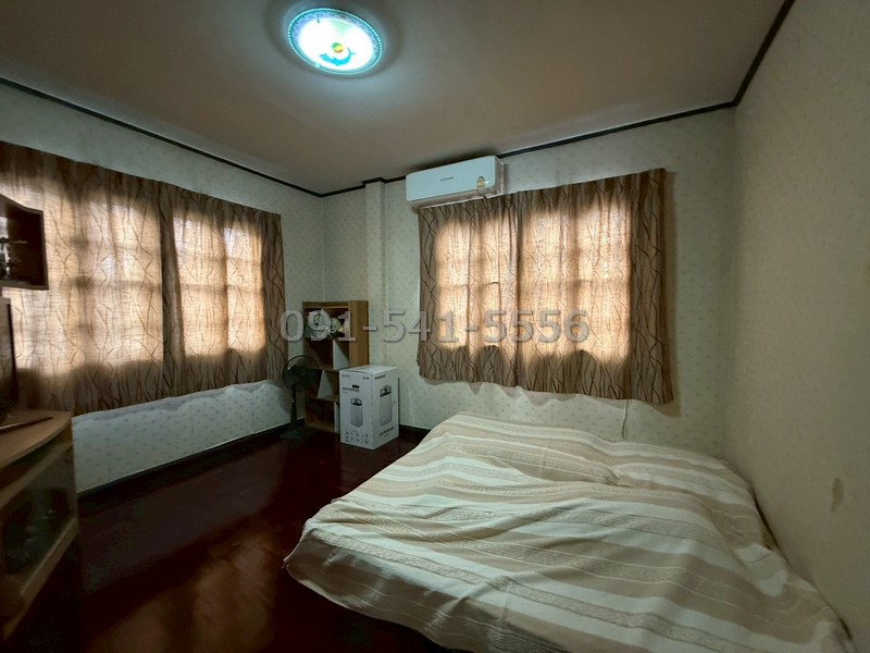 ขายบ้านเดี่ยว 2 ชั้น สีวลี รังสิต2 ต่อเติมเพิ่ม เนื้อที่ 70 ตรว 3นอน 2น้ำ พื้นที่กว้างขวาง บรรยากาศร่มรื่น