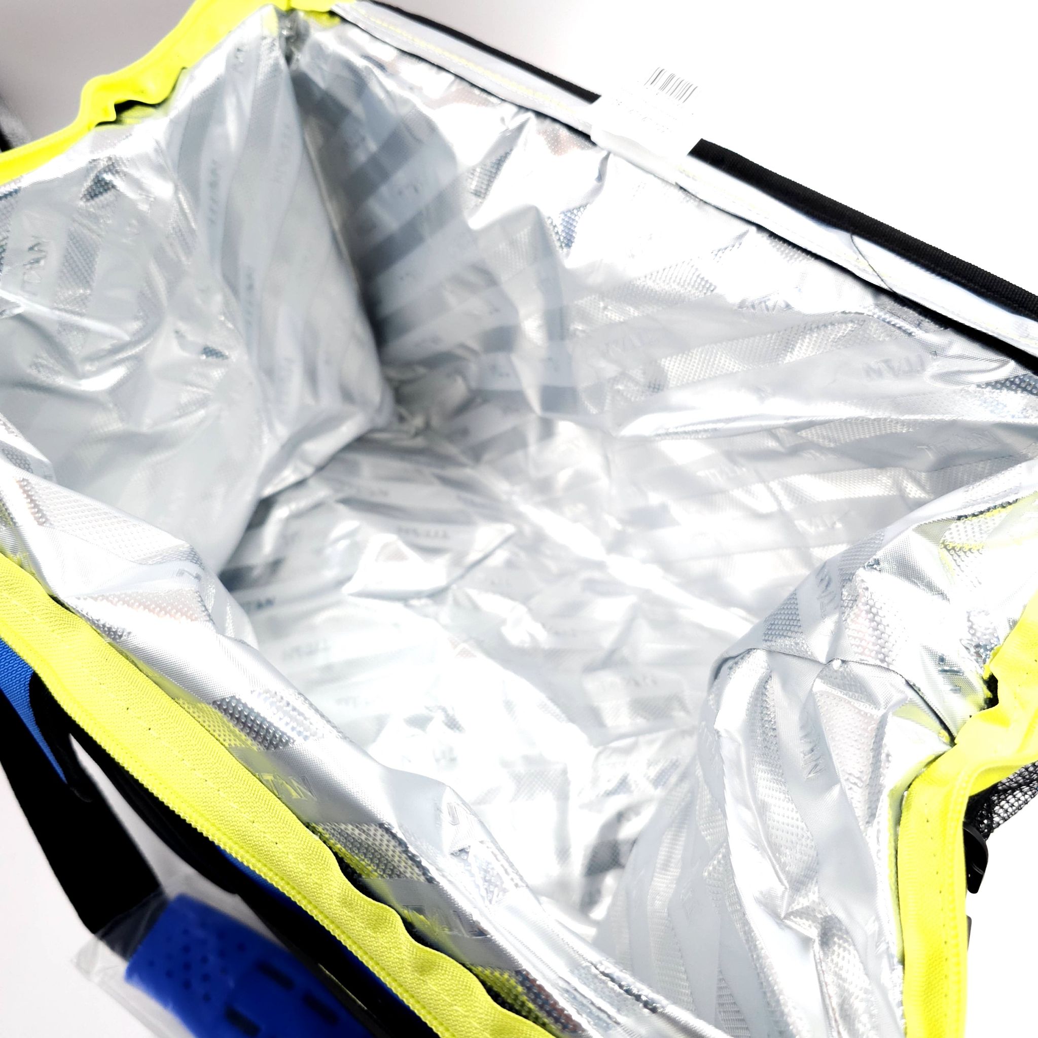 กระเป๋าเก็บความเย็น Titan แบรนด์ดังจากอเมริกา ใบใหญ่ เก็บน้ำ/เบียร์ได้สูงสุด 50 กระป๋อง!!