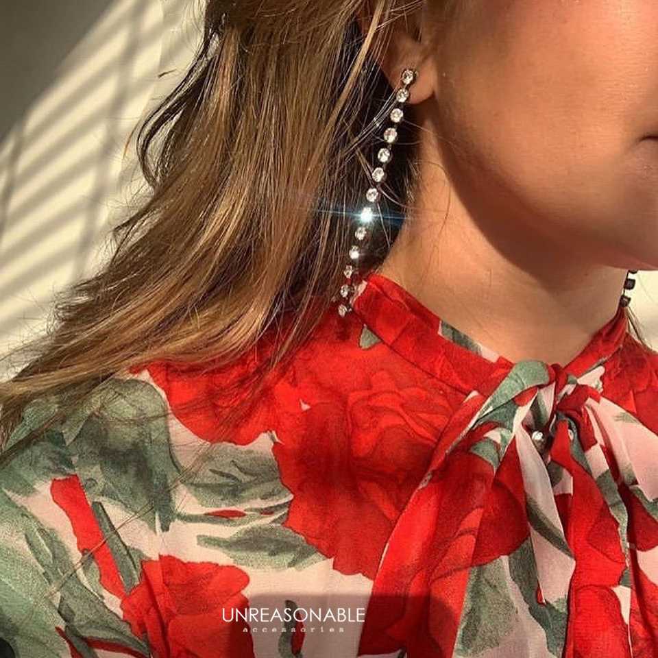 ต่างหู Crystal ต่างหูคลิป ต่างหูก้านเงินแท้ น้ำหนักเบา สวยใส่สบาย UA0365-01 Unreasonable Accessories