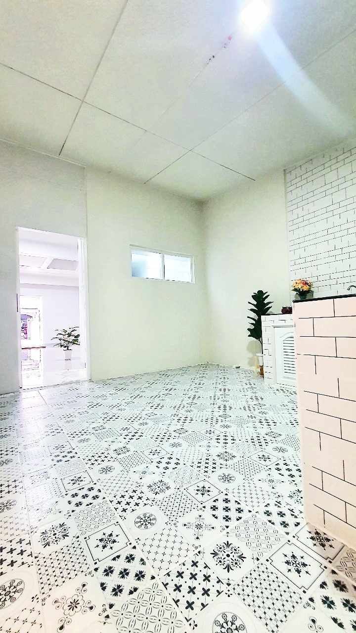 ขายทาวน์โฮม หมู่บ้าน ณัฐกานต์ พหลโยธิน 52 แขวงคลองถนน เขตสายไหม กทม. ใกล้รถไฟฟ้า BTS สะพานใหม่ ทำเลดี บ้านสวยลงตัว มินิมอลเล็กๆ