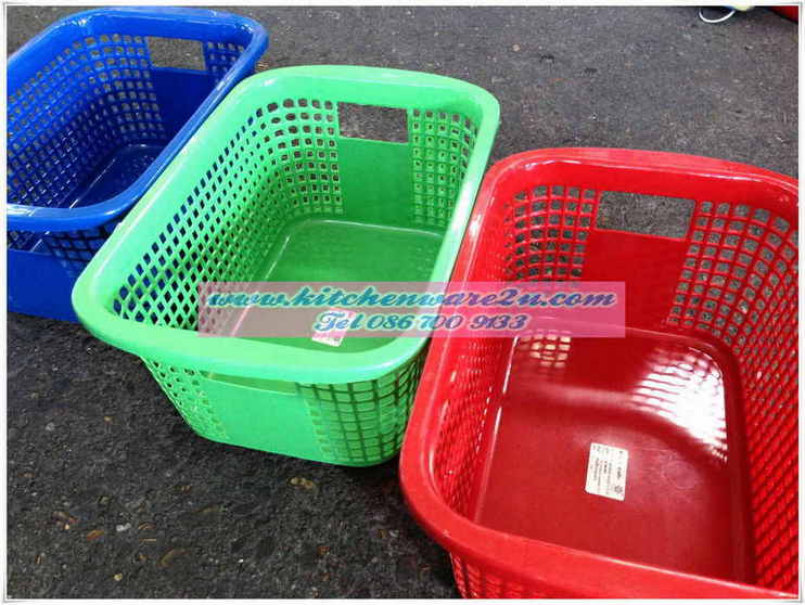 P04003 ตะกร้าเหลี่ยมหูจับ 502 (22.5*33*15.5 ซม.) ราคาส่งต่อโหล : 12 ใบ (คลิ๊กที่สินค้าเพื่อดูรายละเอียด)