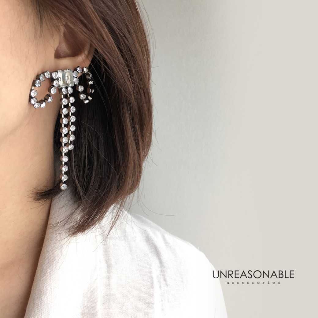 ต่างหูโบว์ Crystal ต่างหูคลิป ต่างหูก้านเงินแท้ น้ำหนักเบา สวยใส่สบาย UA0623-01 Unreasonable Accessories