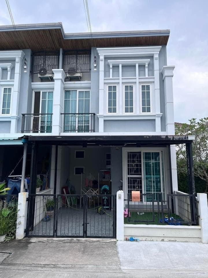 ขาย ทาวน์โฮม 2ชั้นหมู่บ้านโกลเด้นทาวน์ 3 ลาดพร้าว-เกษตรนวมินทร์ “หลังมุม“ (N.1400)