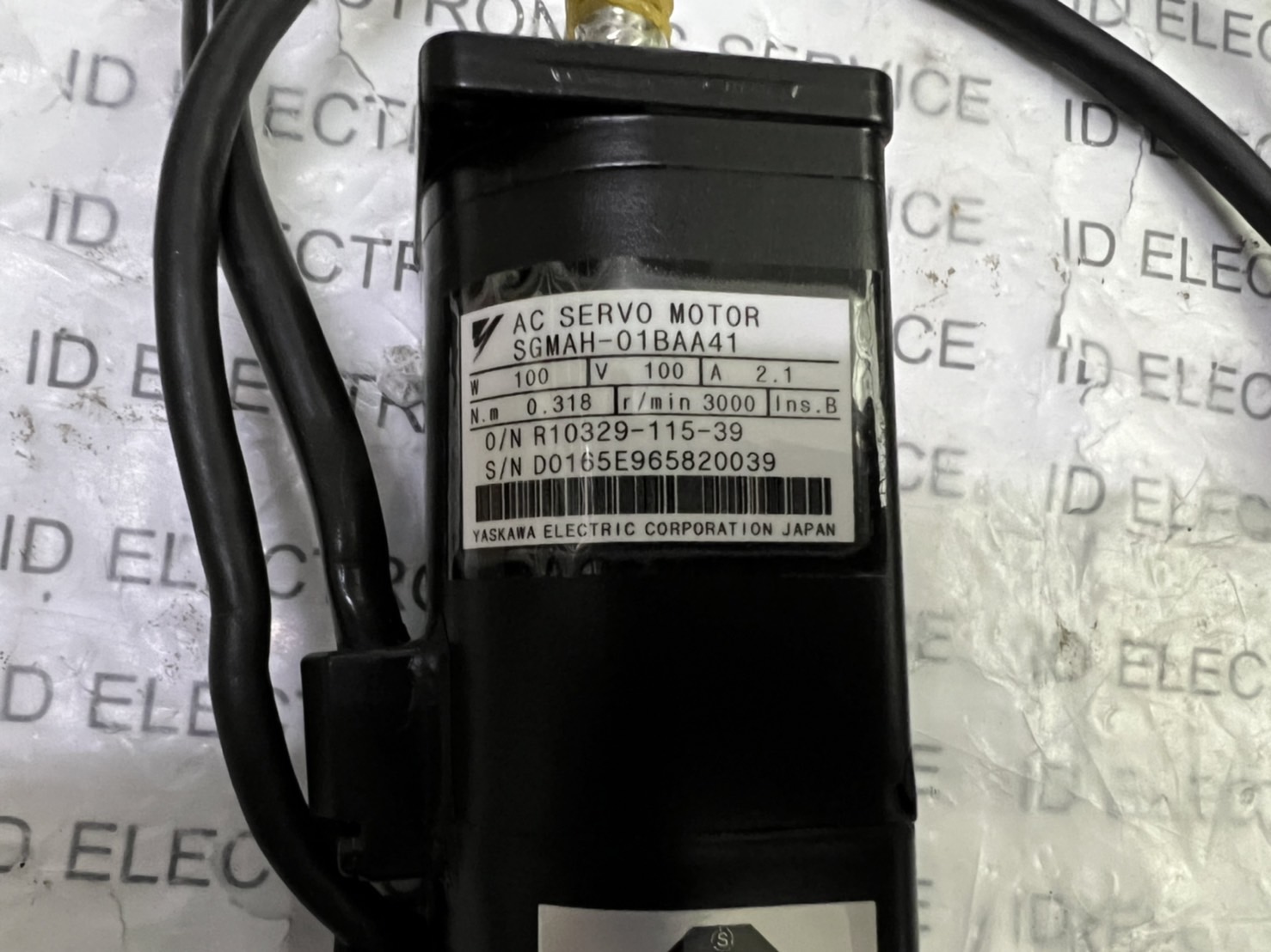 จำหน่าย SERVO MOTOR “YASKAWA” Model : SGMAH-01BAA41