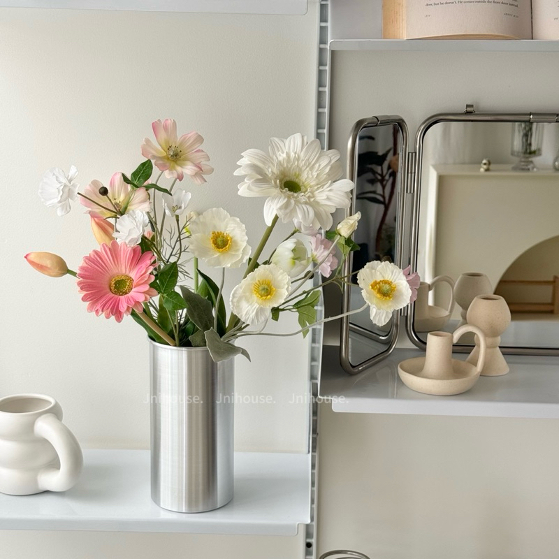 [พร้อมส่ง] Jnihouse : แจกันสแตนเลส (Stainless Vase)