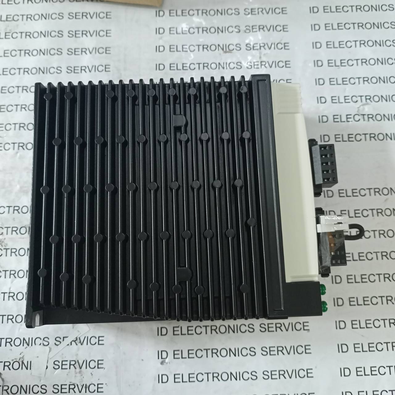 SERVO DRIVE " PANASONIC " MODEL : MCDDT3520F