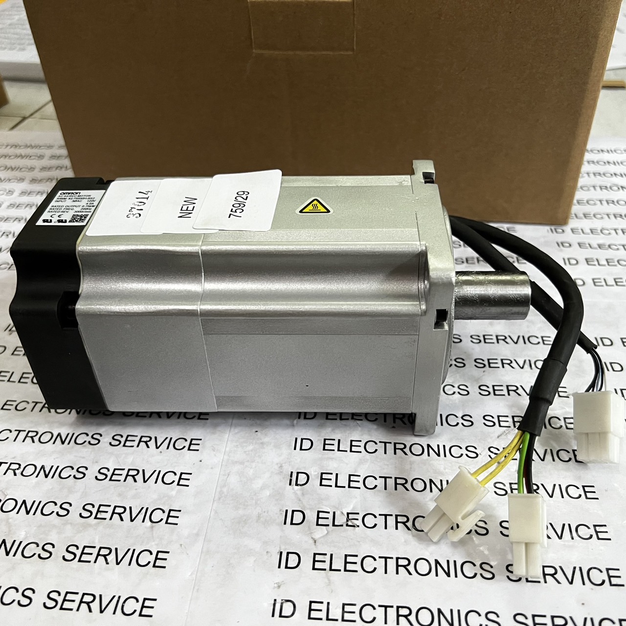จำหน่าย ซ่อม SERVO MOTOR OMRON R88M-KE75030H-BS2