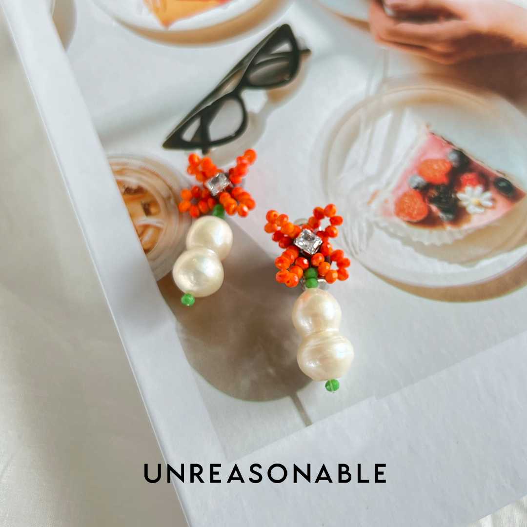 ต่างหู มุกแท้ สีส้ม ต่างหูคลิป ต่างหูก้านเงินแท้ UA0811-01 Unreasonable Accessories