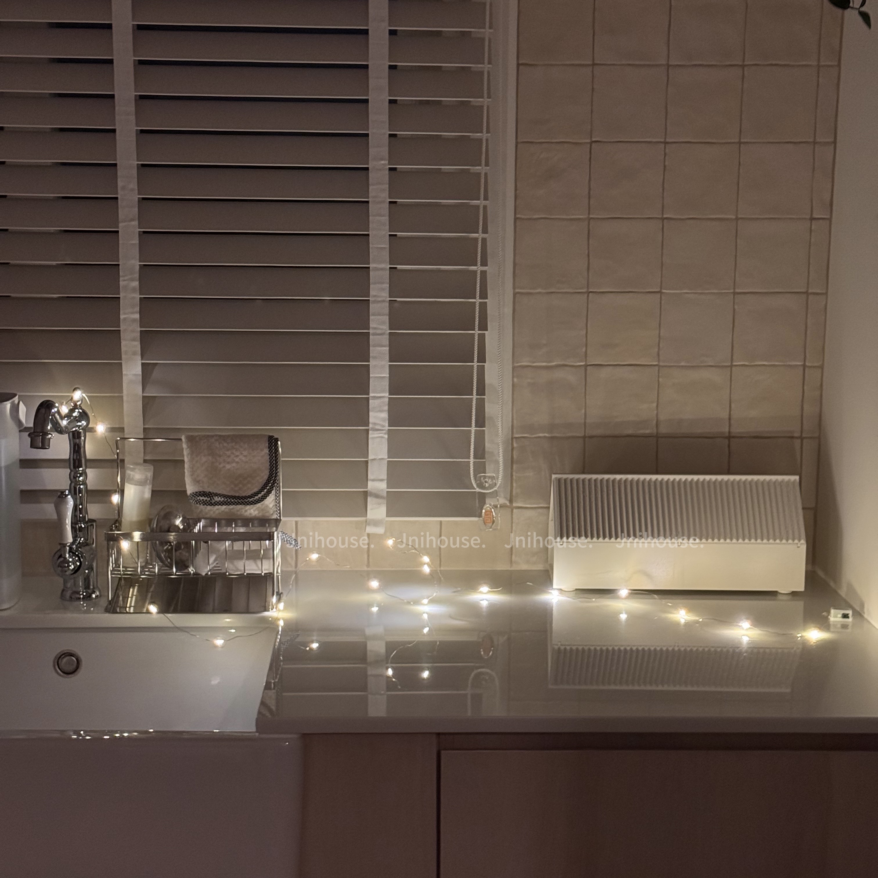 [พร้อมส่ง] Jnihouse : ไฟประดับคริสต์มาส พร้อมแบตเตอรี่ (Fairy Lights - battery included)