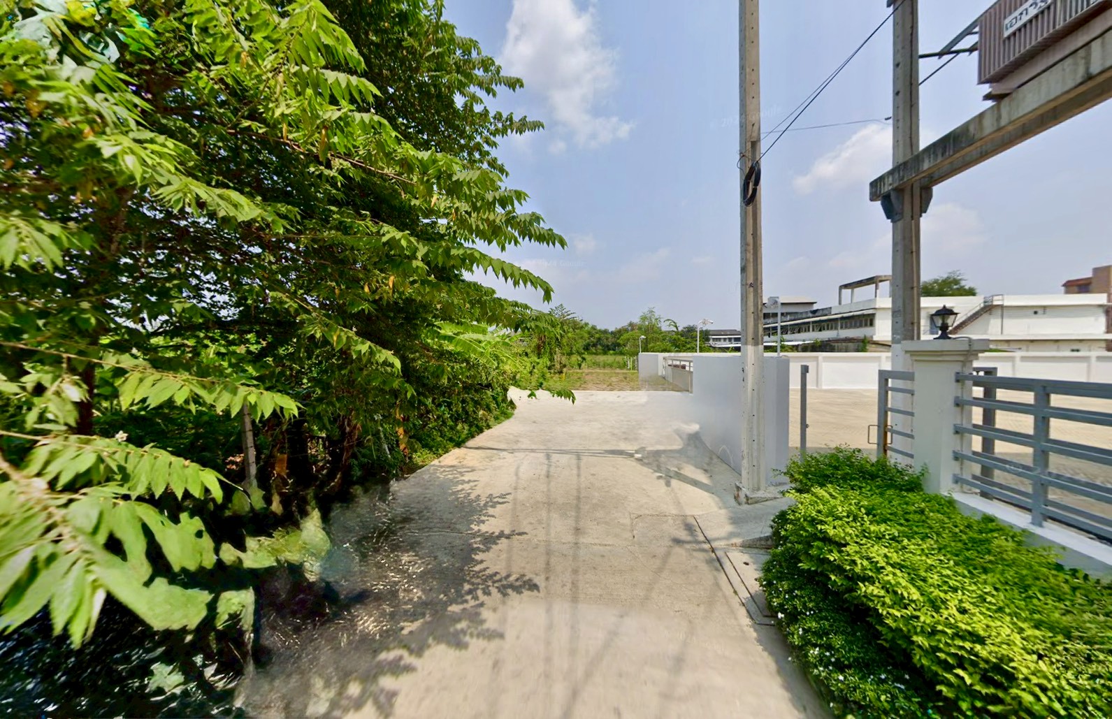 ขายที่ดินเปล่า 1-1-77 ตารางวา ลาดพร้าว 107 แยก 30 (90,000/วา) ใกล้ตลาดแฮปปี้แลนด์ (N.1871)