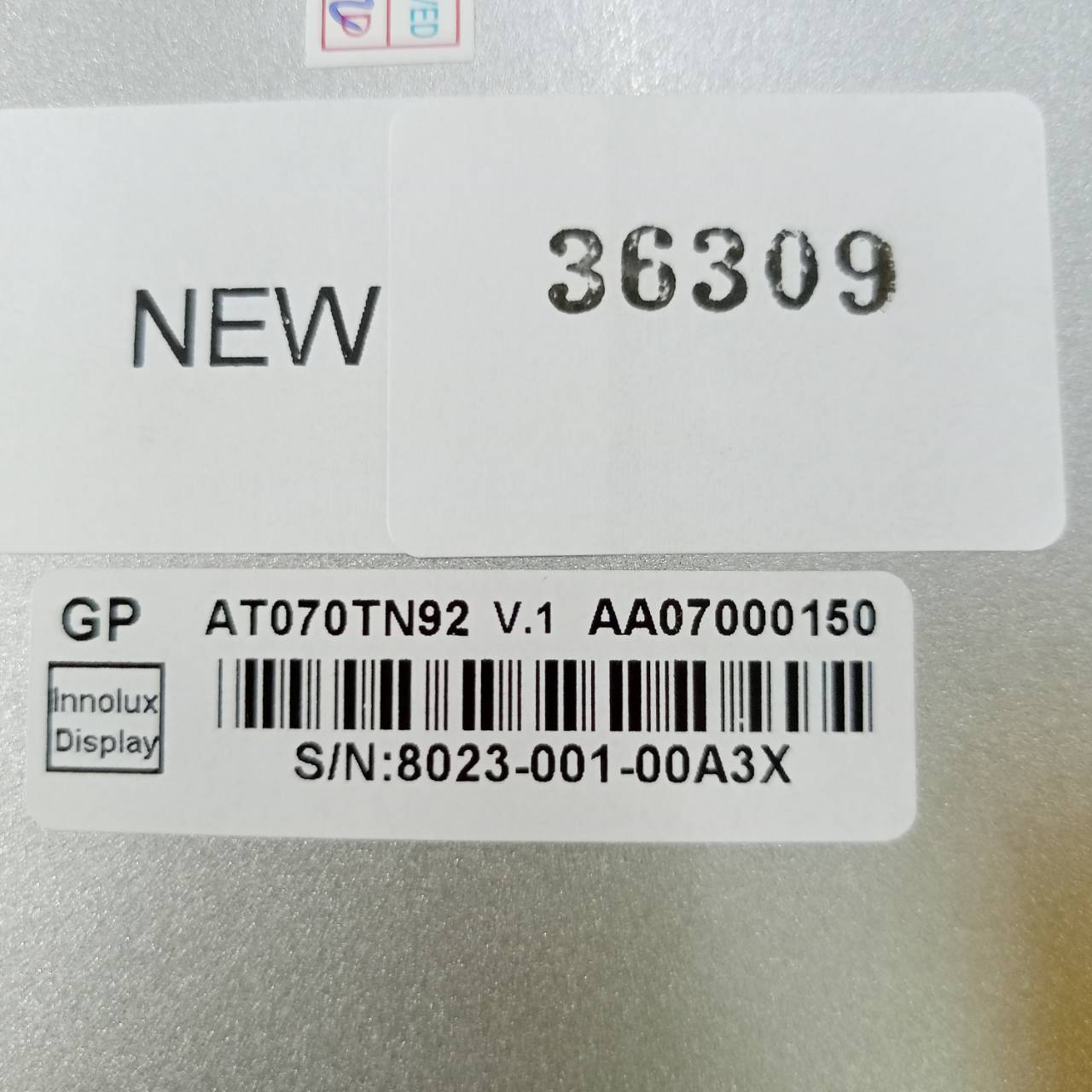 LCD PANEL " INNOLUX " MODEL : AT070TN92 V.1