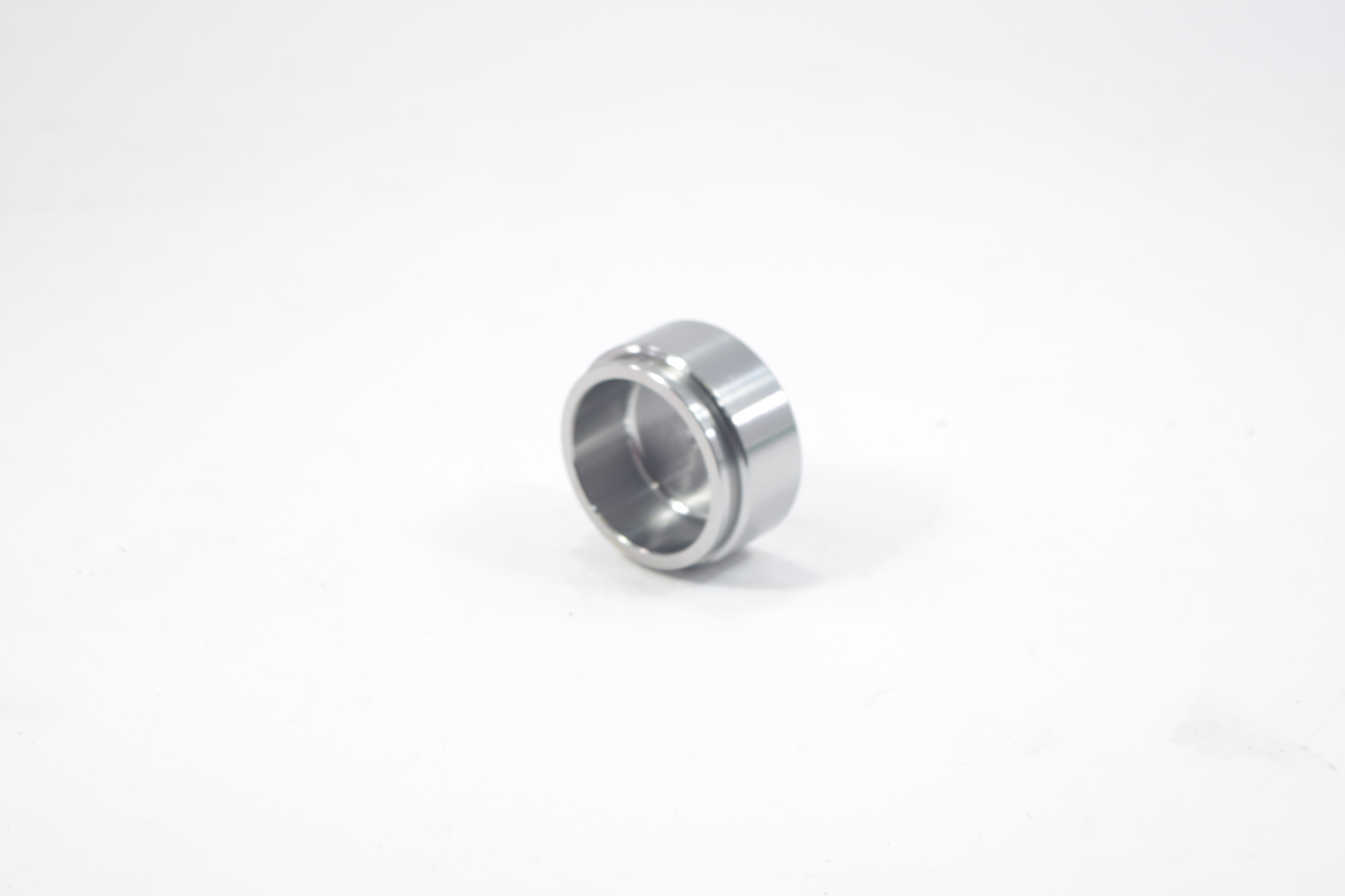 ลูกสูบดิสเบรค NISSAN SD22 / DS 720 B (ไม่มีร่อง) SAK นิสสัน / 3PD-4165 / 41121 - U6700 / ขนาด วงนอก 53.95 สูง 26.20 (จำนวน 1 ชิ้น) (CALIPER PISTON)