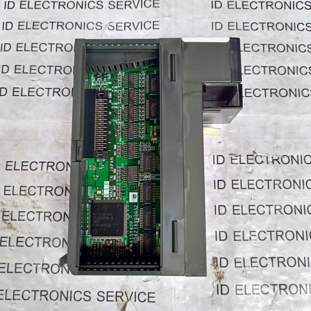 PLC " MITSUBISHI " MODEL : A1SY42P