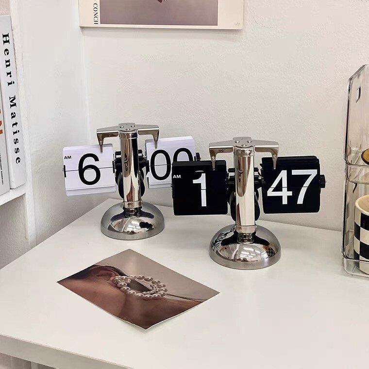 [พร้อมส่ง] Jnihouse : นาฬิกาย้อนยุค Retro Flip Clock ขนาดสูง 16 cm