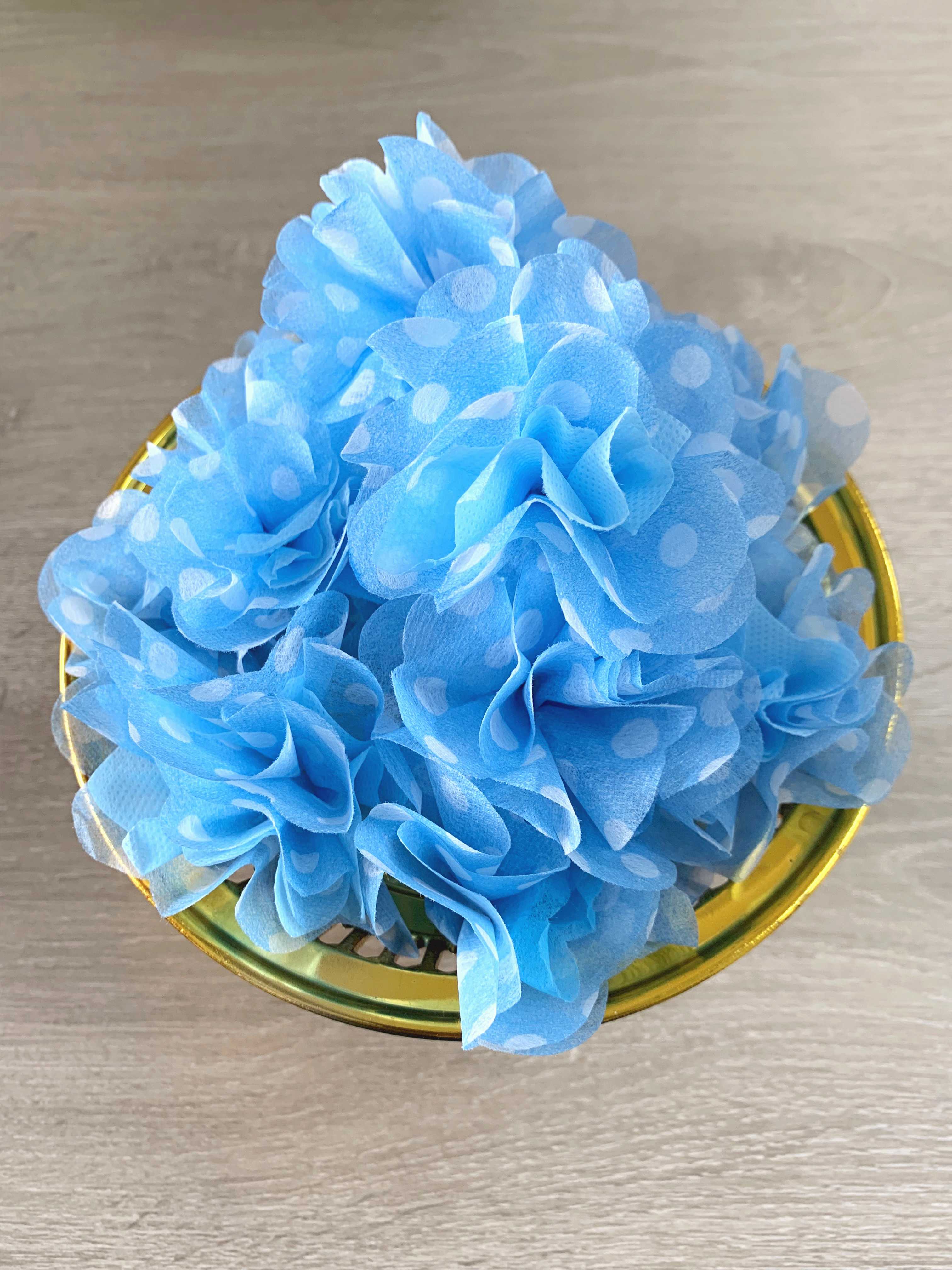 ดอกไม้โปรยทาน สีฟ้า