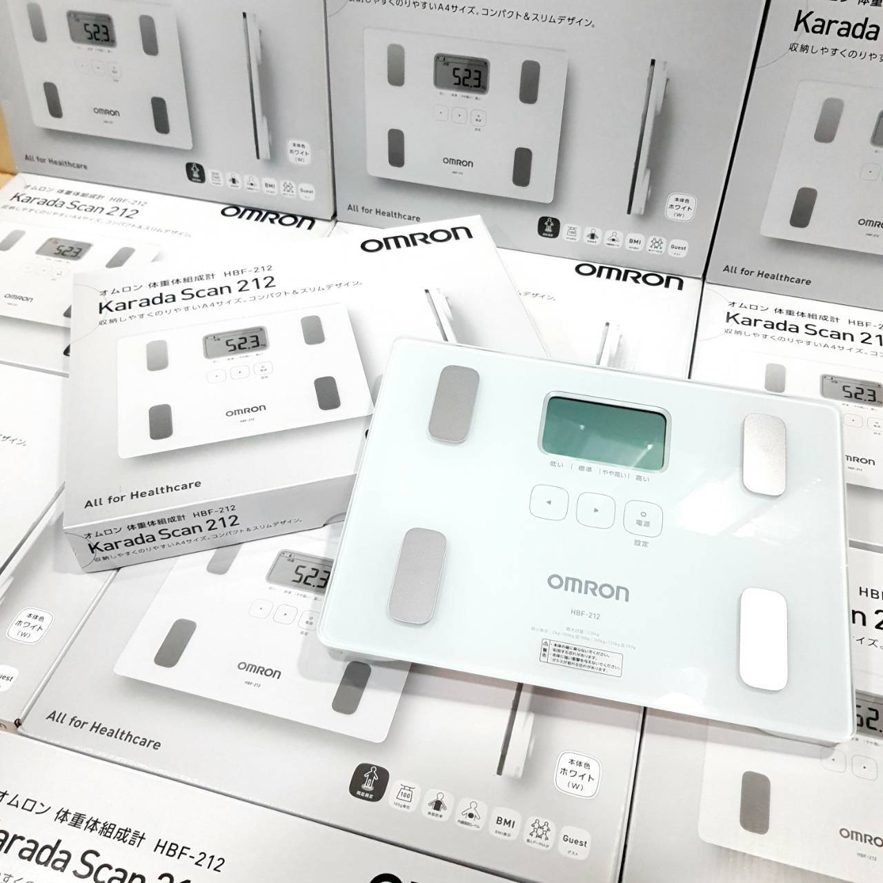 เครื่องชั่งน้ำหนัก Omron karada scan 212