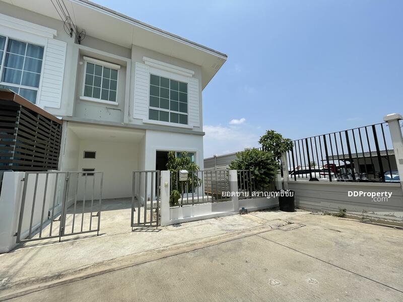 ขาย ทาวน์เฮ้าส์ 24 ตร. ว. Jcity สุขุมวิท-แพรกษา 2. 39 ล้านบาท