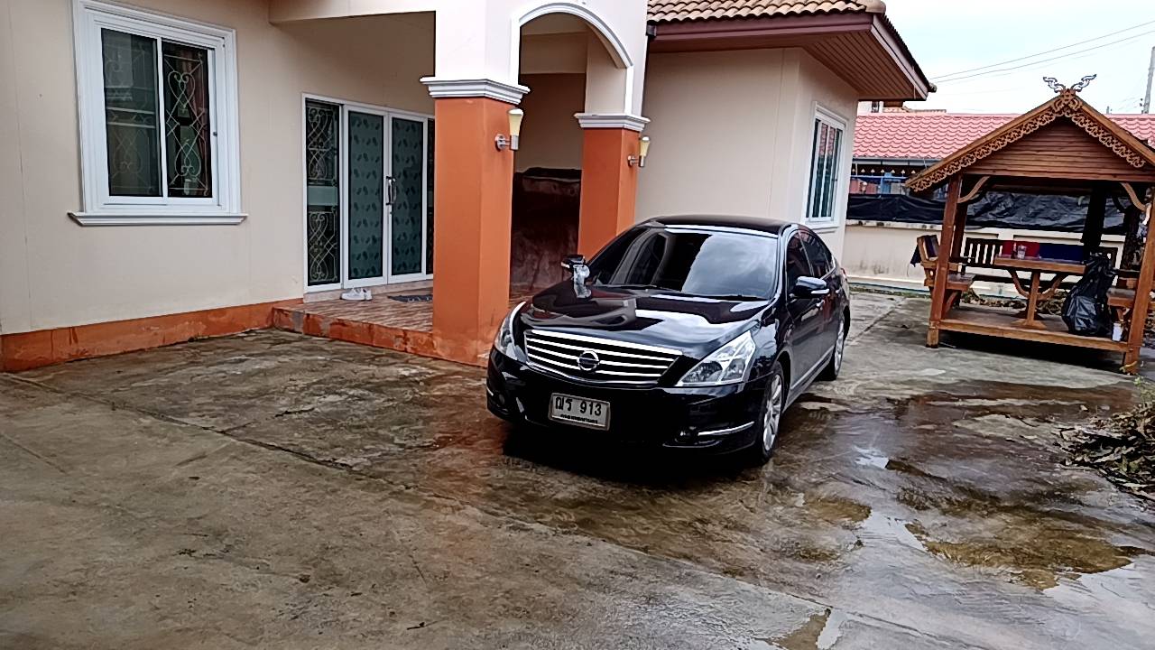 ขายบ้านเดี่ยว พฤกษาแลนด์ หนองชาก บ้านบึง ชลบุรี ราคาดีที่สุดในย่านนี้! เพียง 2.99 ล้านบาท บนพื้นที่กว้างขวางถึง 93.4 ตร.ว. ขนาด 2 ห้องนอน 2 ห้องน้ำ พร้อมห้องครัว ห้องทานข้าว และห้องรับแขก แถมเฟอร์นิเจอร์และแอร์ 2 เครื่อง จอดรถสบายๆ ได้ถึง 7 คัน! (ในบ้าน 4