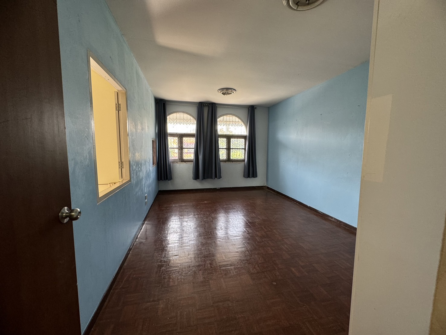 ขายบ้านเดี่ยวหมู่บ้านเมืองทองการ์เด้น พัฒนาการ 65 (N.1054)