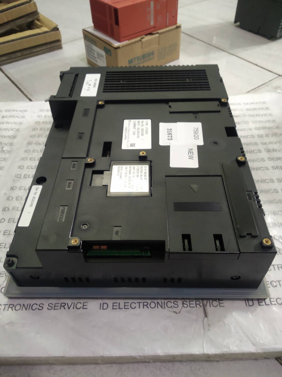 HMI " HAKKO " MODEL : V710CM