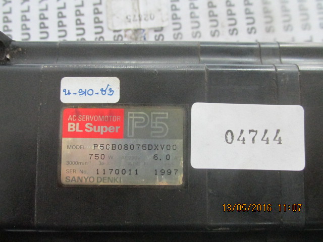 P5CB08075DXV00 MOTOR "SANYO DENKI"