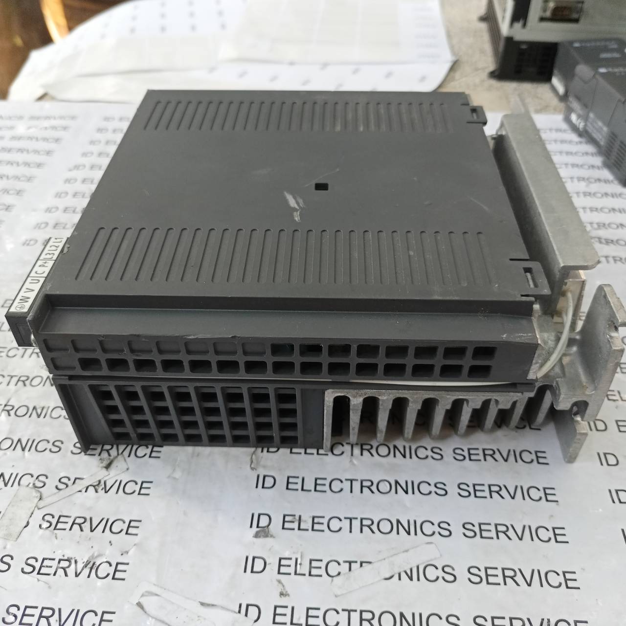 หา MR-JE-70B DRIVE "MITSUBISHI"