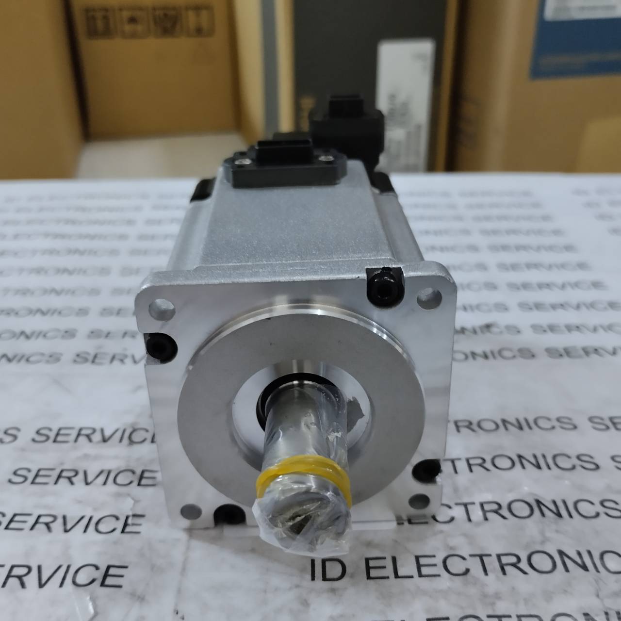 MOTOR "OMRON" รุ่น R88M-K40030H-S2
