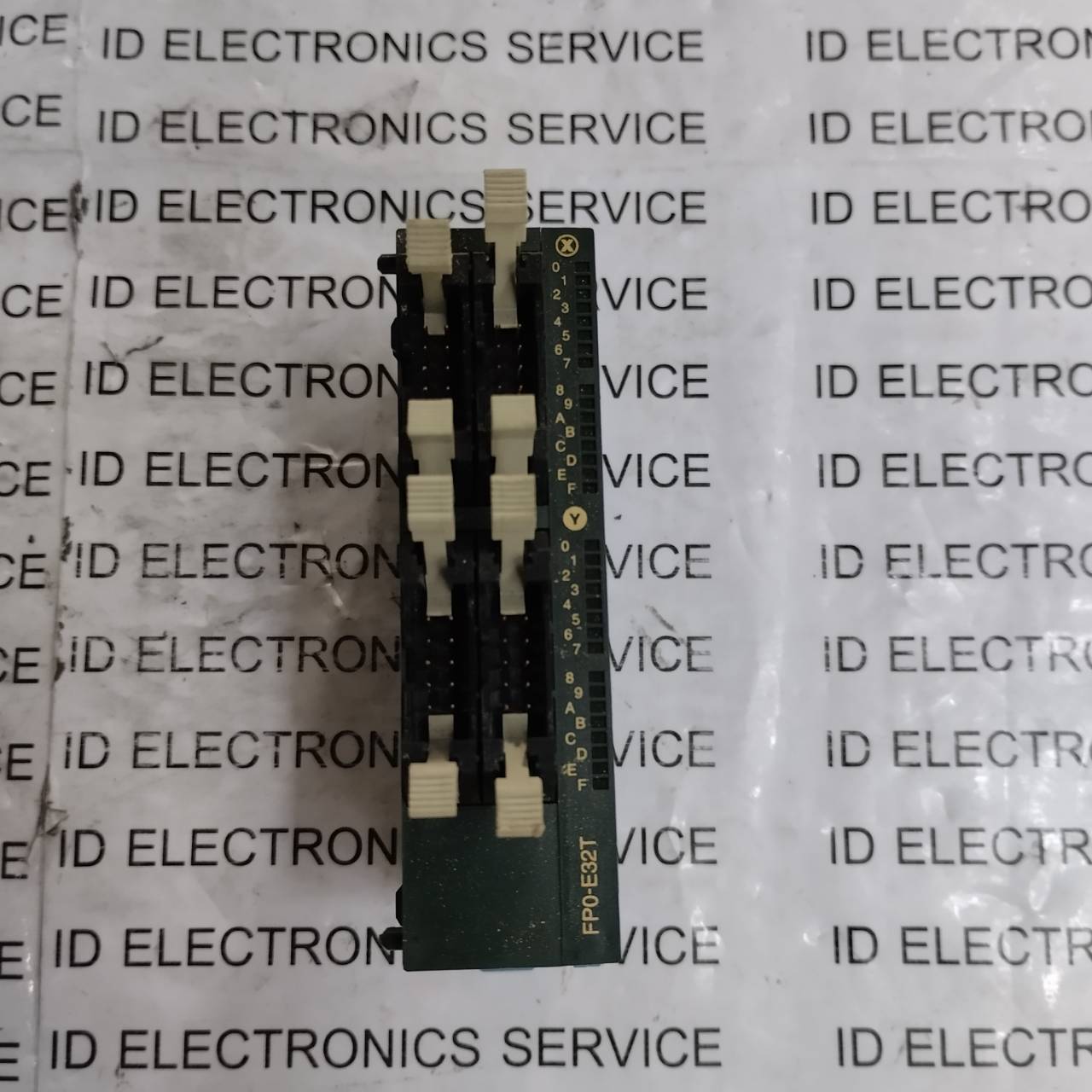 PLC " PANASONIC " MODEL : FP0-E32T