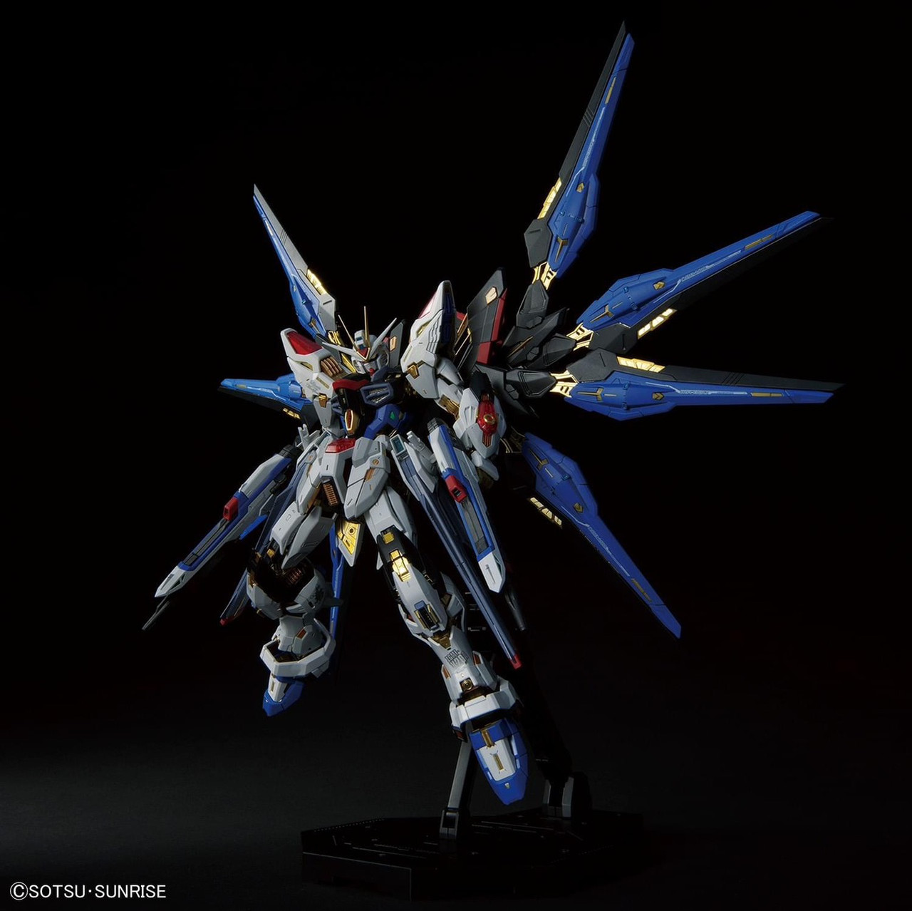 (MGEX) 1/100 STRIKE FREEDOM GUNDAM